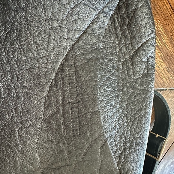 Portland Leather Black Leather Round Crossbody Bag - Picture 2 of 5